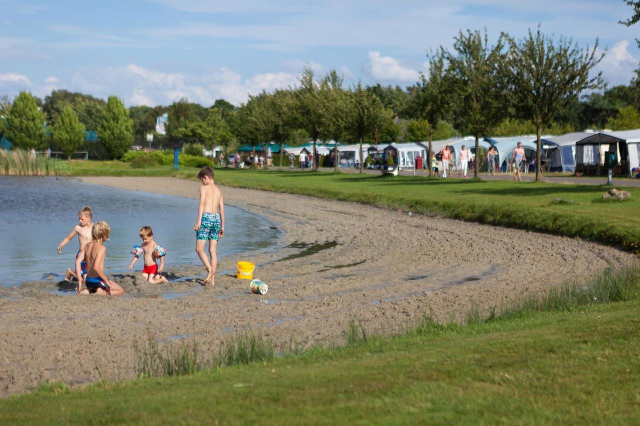 Pm Dennendijk Mobile Home Water Asten Esterno foto